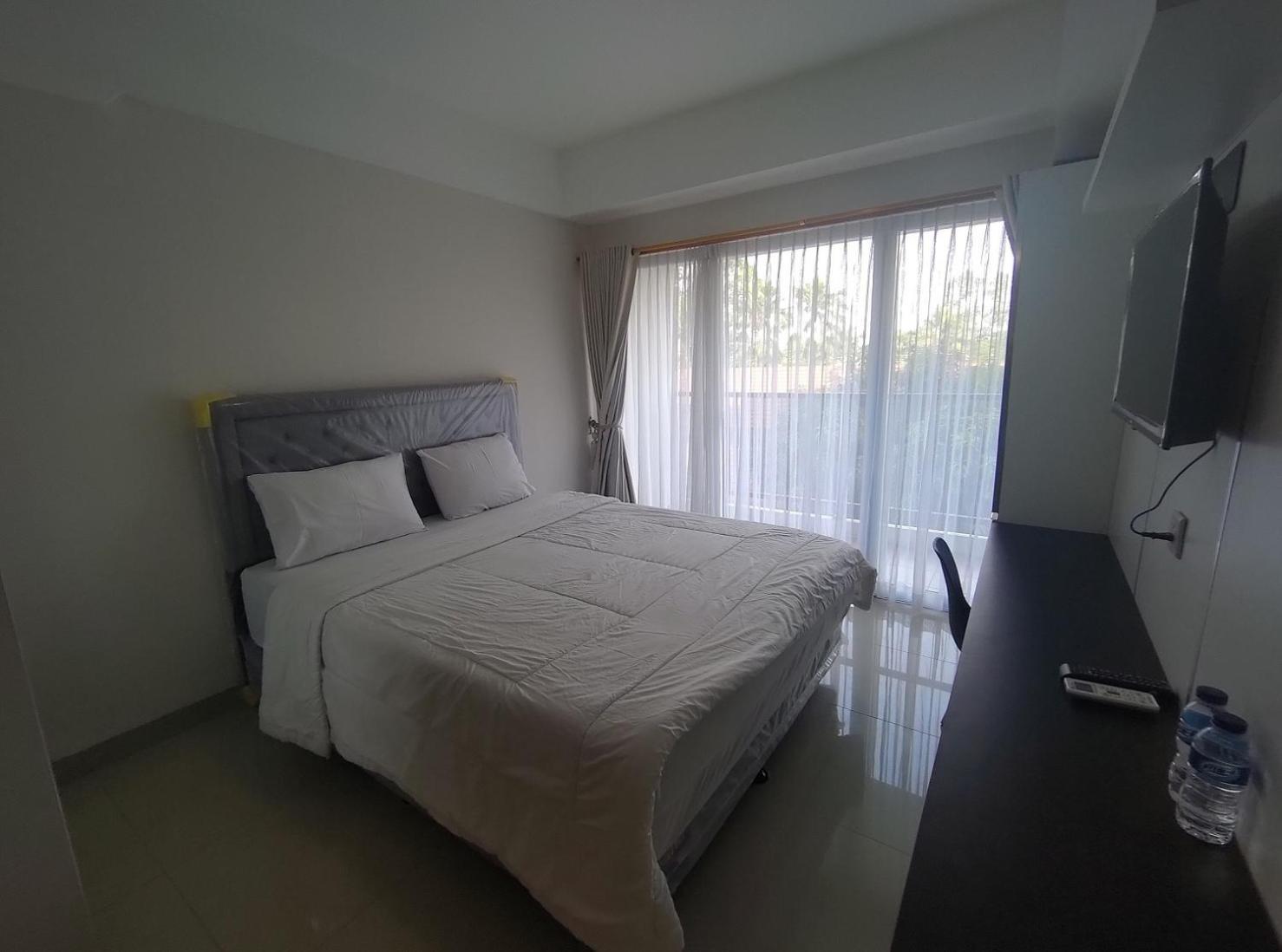 Padina Suites Tangerang Room photo
